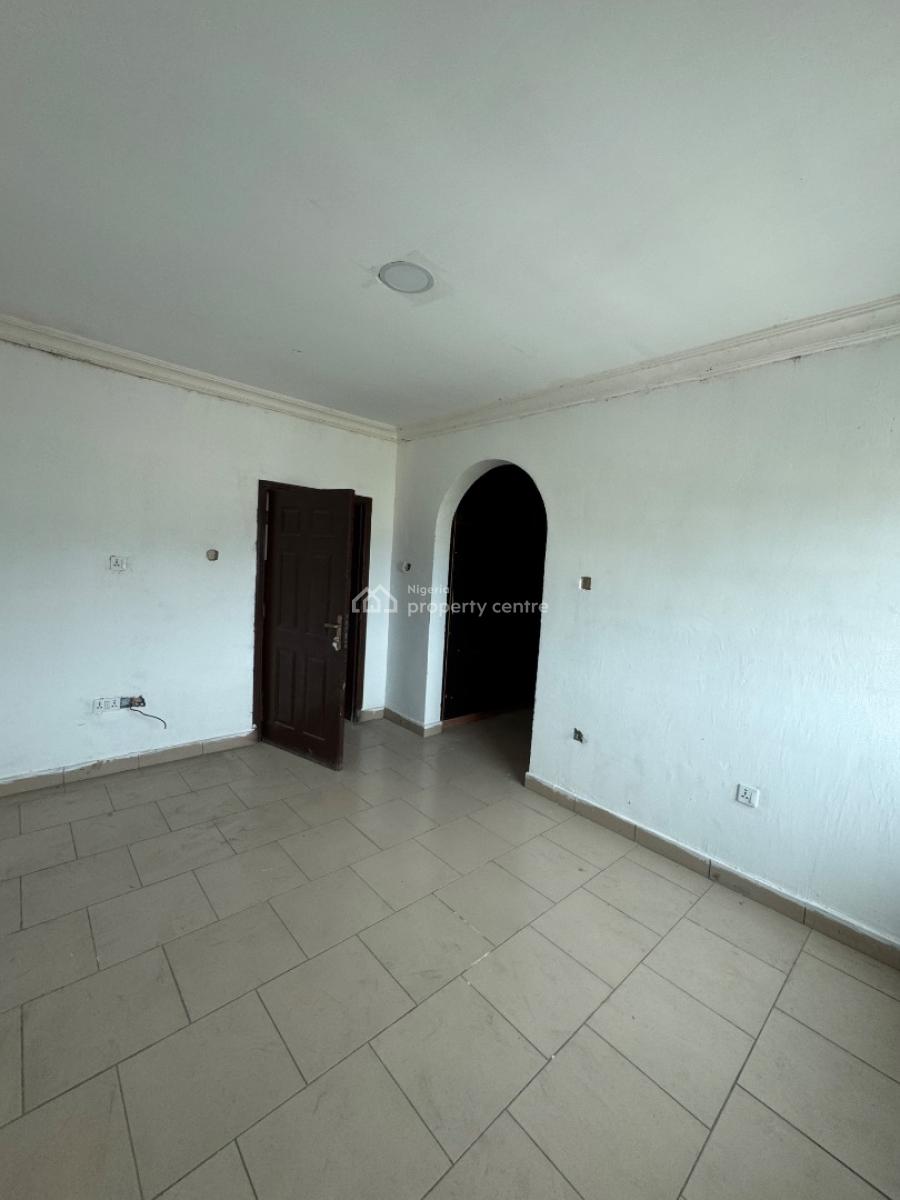 Spacious 2 Bedroom Apartment, Chevy View Estate, Lekki Expressway, Lekki, Lagos, Flat / Apartment for Rent