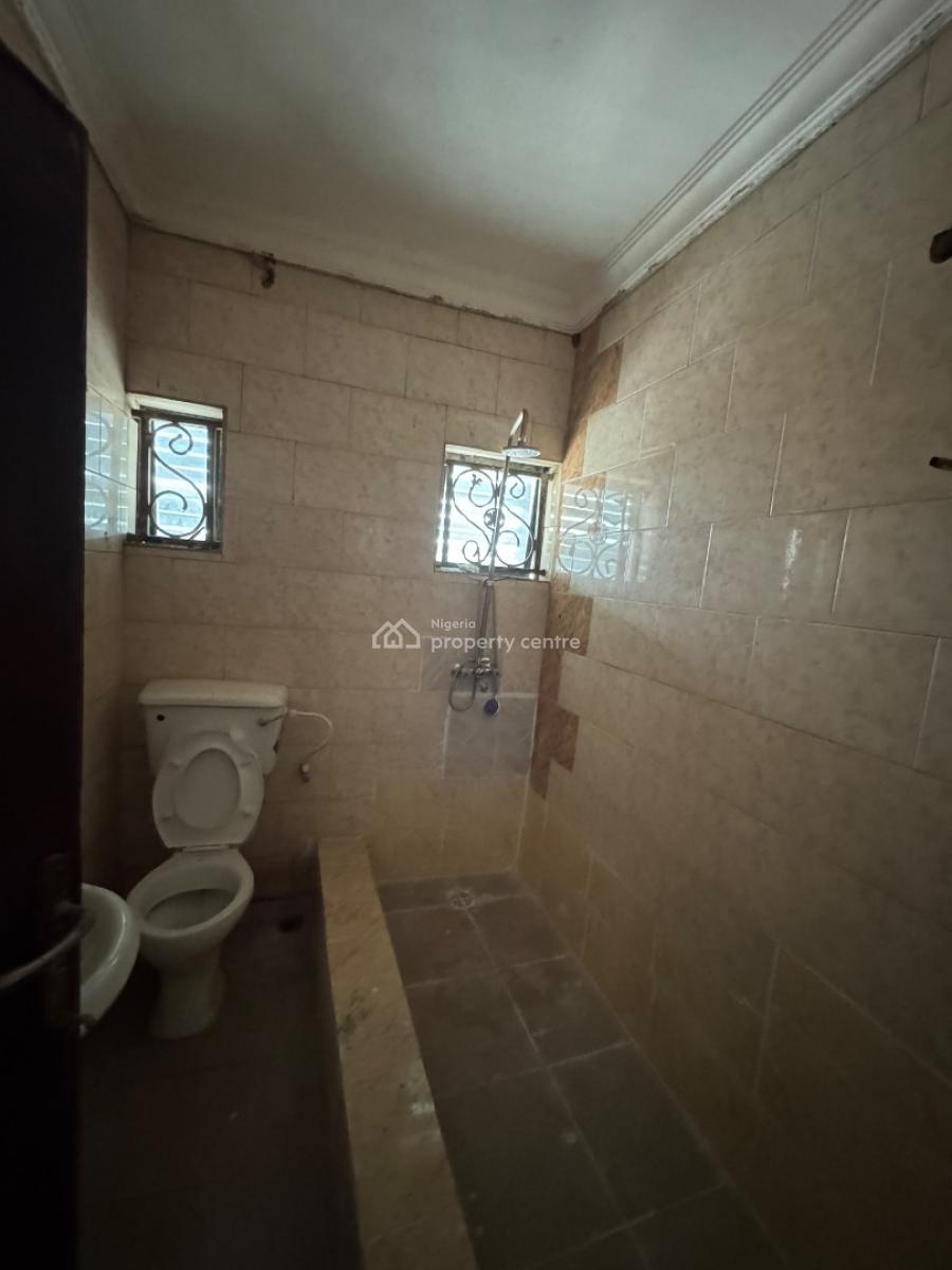 Spacious 2 Bedroom Apartment, Chevy View Estate, Lekki Expressway, Lekki, Lagos, Flat / Apartment for Rent