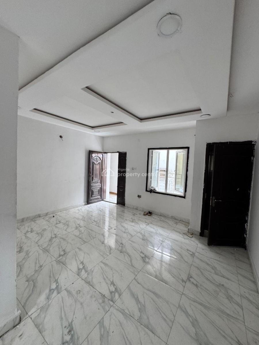 Spacious 2 Bedroom Apartment, Osapa, Lekki, Lagos, Flat / Apartment for Rent