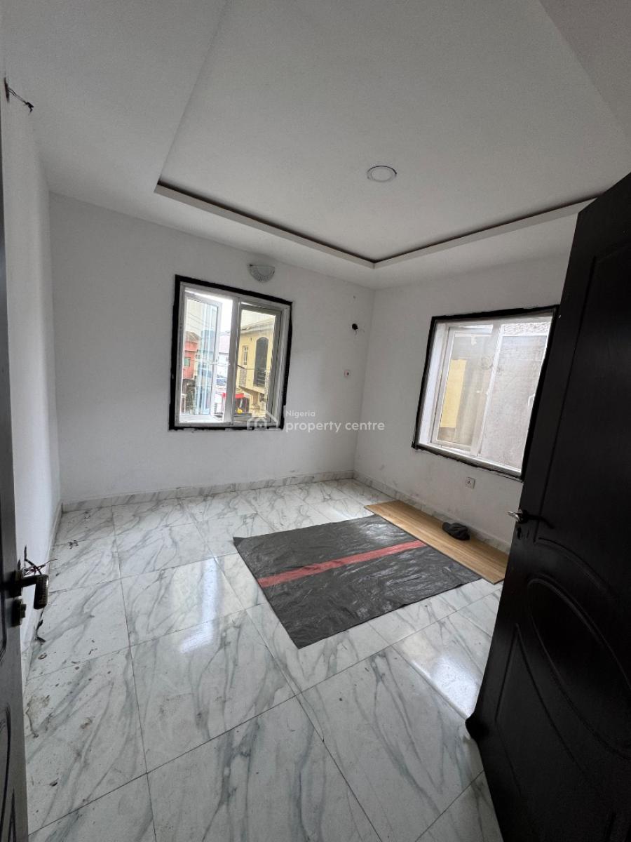 Spacious 2 Bedroom Apartment, Osapa, Lekki, Lagos, Flat / Apartment for Rent