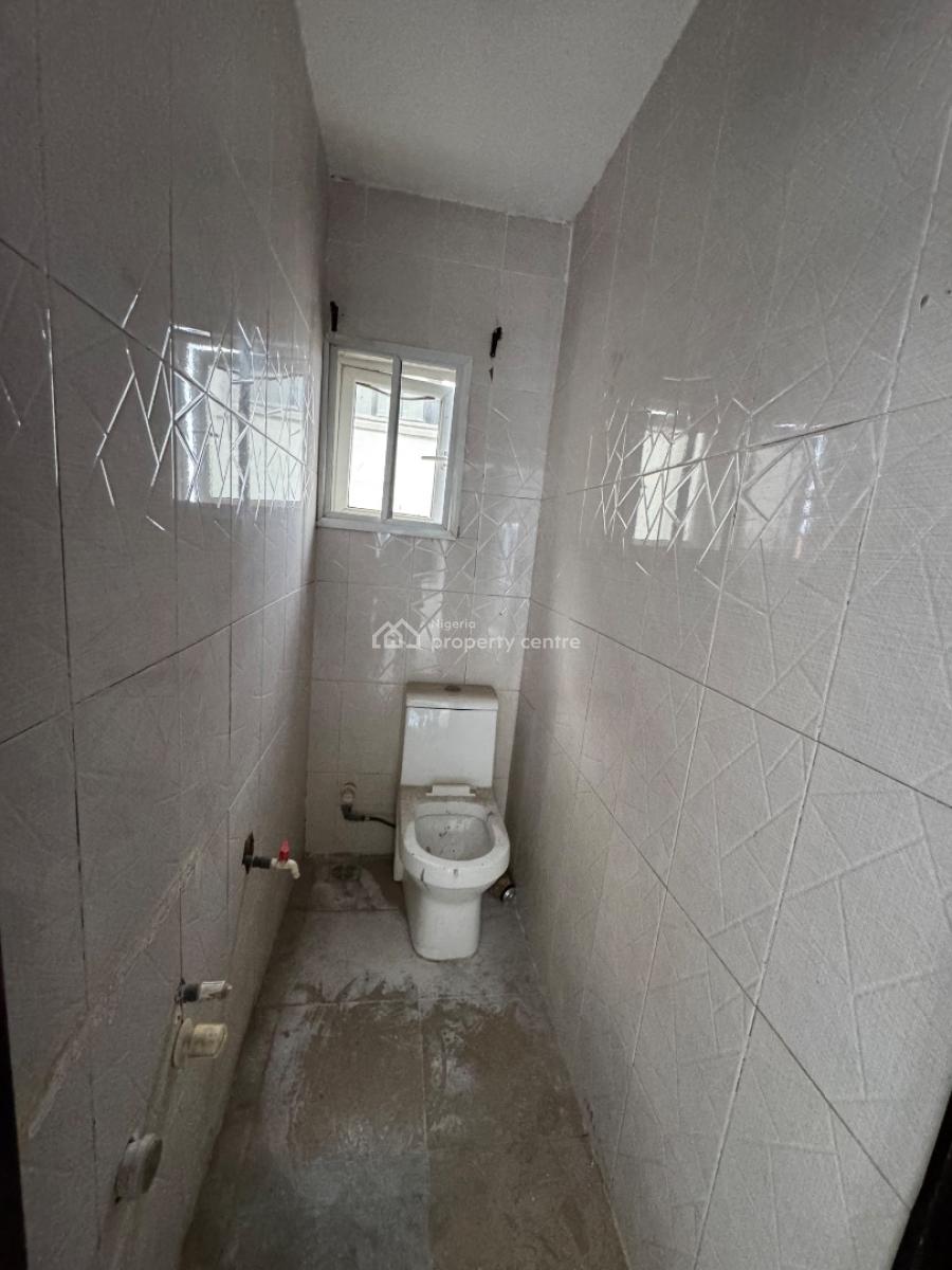 Spacious 2 Bedroom Apartment, Osapa, Lekki, Lagos, Flat / Apartment for Rent