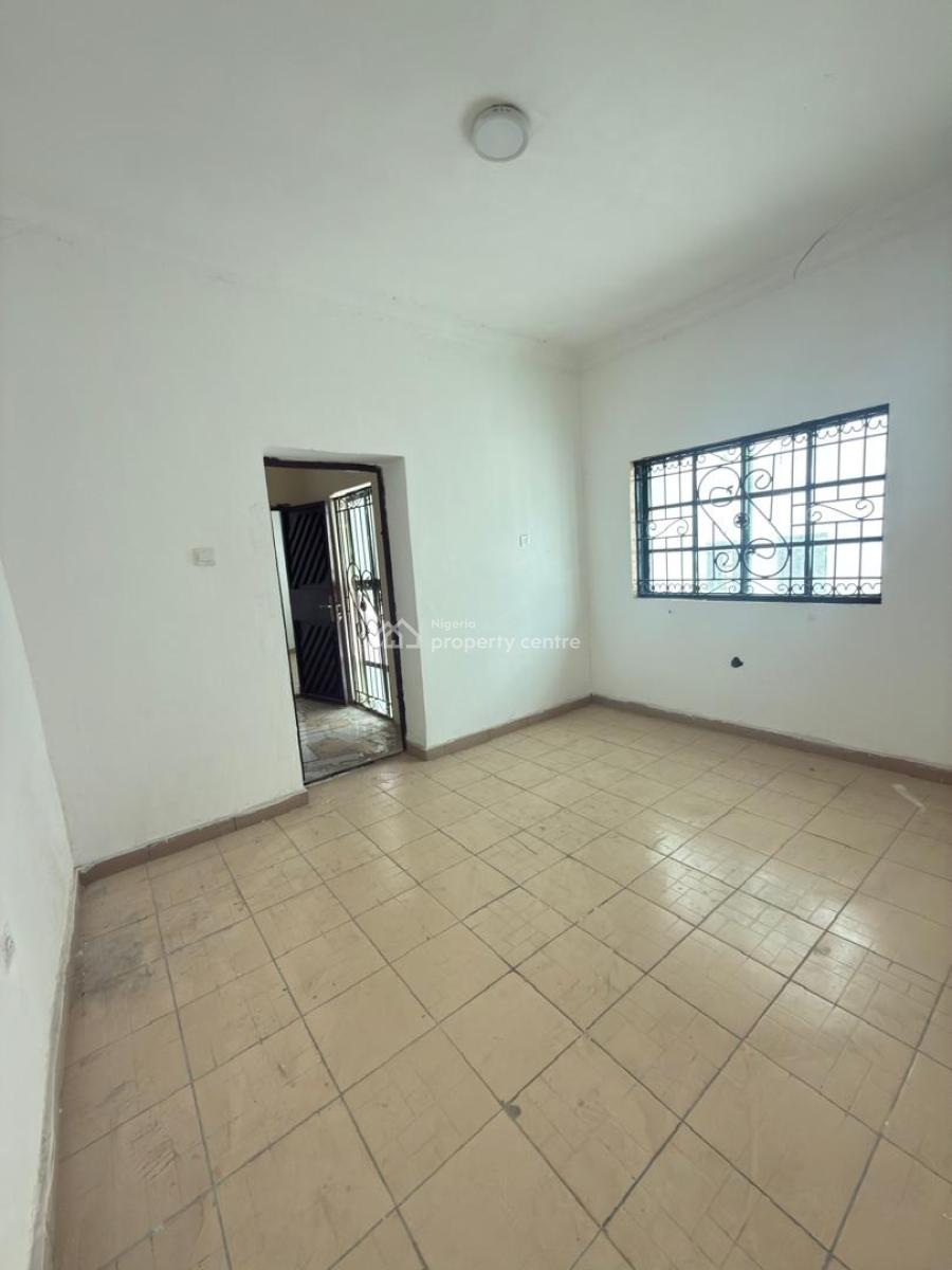 Spacious 2 Bedroom Apartment, Chevron, Lekki, Lagos, Flat / Apartment for Rent