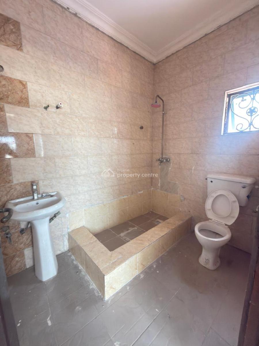 Spacious 2 Bedroom Apartment, Chevron, Lekki, Lagos, Flat / Apartment for Rent