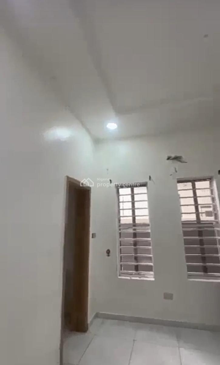 Downstairs Bedroom Inside a Shared Duplex, Emcel Garden Estate Orchid Road, Lekki, Lagos, Self Contain (single Rooms) for Rent