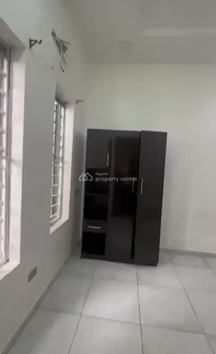 Downstairs Bedroom Inside a Shared Duplex, Emcel Garden Estate Orchid Road, Lekki, Lagos, Self Contain (single Rooms) for Rent
