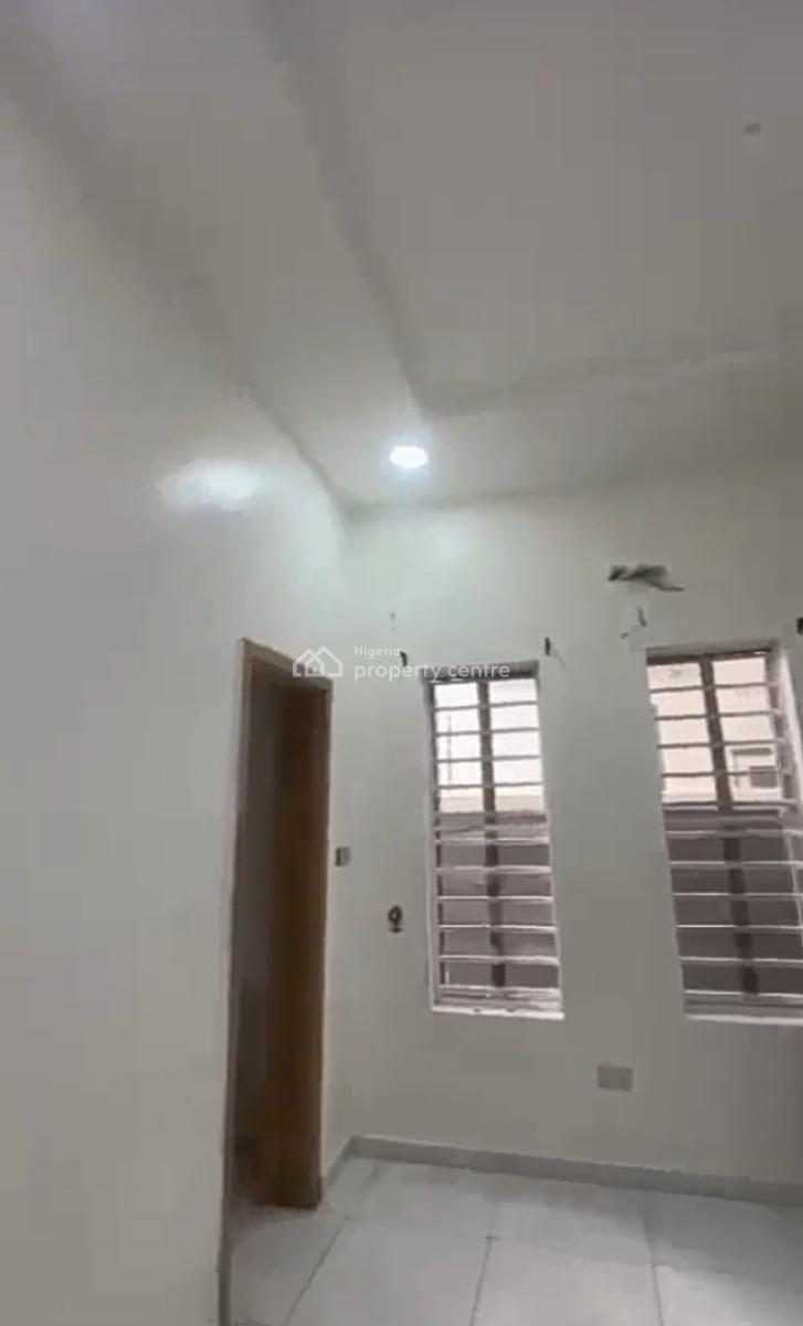 Downstairs Bedroom Inside a Shared Duplex, Emcel Garden Estate Orchid Road, Lekki, Lagos, Self Contain (single Rooms) for Rent