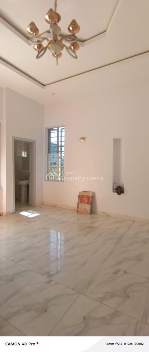 Big Studio Apartment, Kazeem Eletu, Osapa, Lekki, Lagos, Self Contain (single Rooms) for Rent