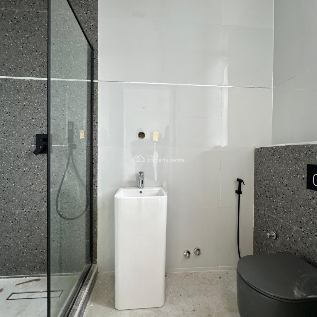 Luxurious 5 Bedroom Self Compound Terrace Duplex with Bq, Lekki Phase 1, Lekki, Lagos, Terraced Duplex for Sale