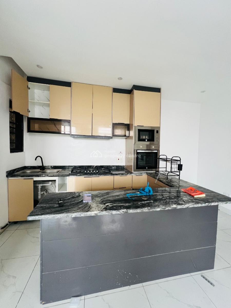 Well Built 2 Bedroom Apartment, Chevron, Lekki, Lagos, Flat / Apartment for Rent