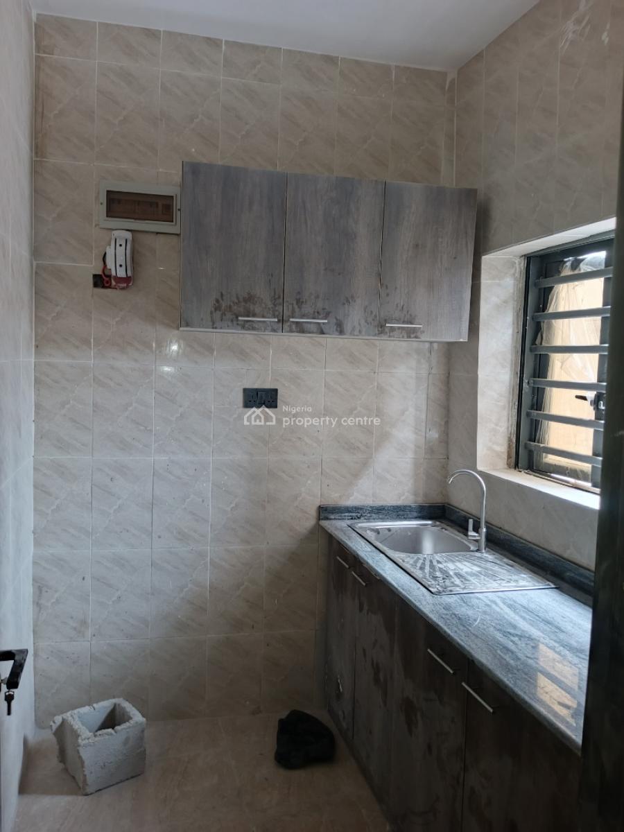 Executive, Luxury and Excellently Built  Brand New 2 Bedroom All Ensuite, Just  By Bishop Street, Surulere, Lagos, Flat / Apartment for Rent