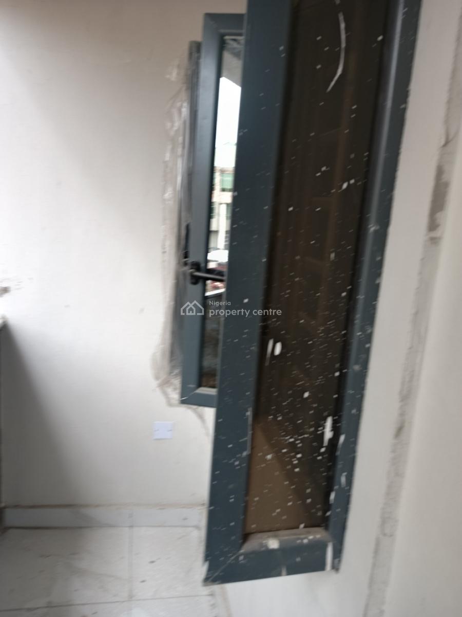 Executive, Luxury and Excellently Built  Brand New 2 Bedroom All Ensuite, Just  By Bishop Street, Surulere, Lagos, Flat / Apartment for Rent