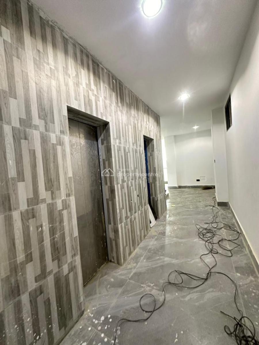 Luxurious 2 Bedroom Apartment, Lekki Phase 1, Lekki, Lagos, Flat / Apartment for Sale