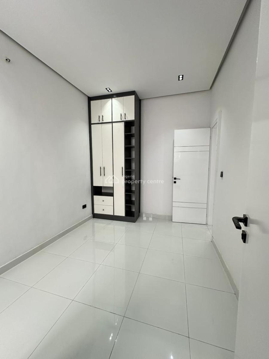 Luxury Spacious 4 Bedroom Semi-detached Duplex, Ikota, Lekki, Lagos, Semi-detached Duplex for Sale