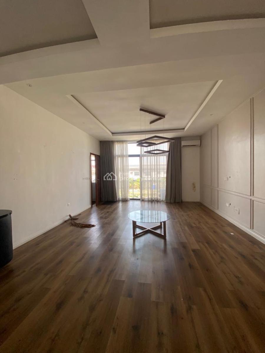 Unfurnished 2 Bedroom Apartment, Ikate, Lekki, Lagos, Flat / Apartment for Sale