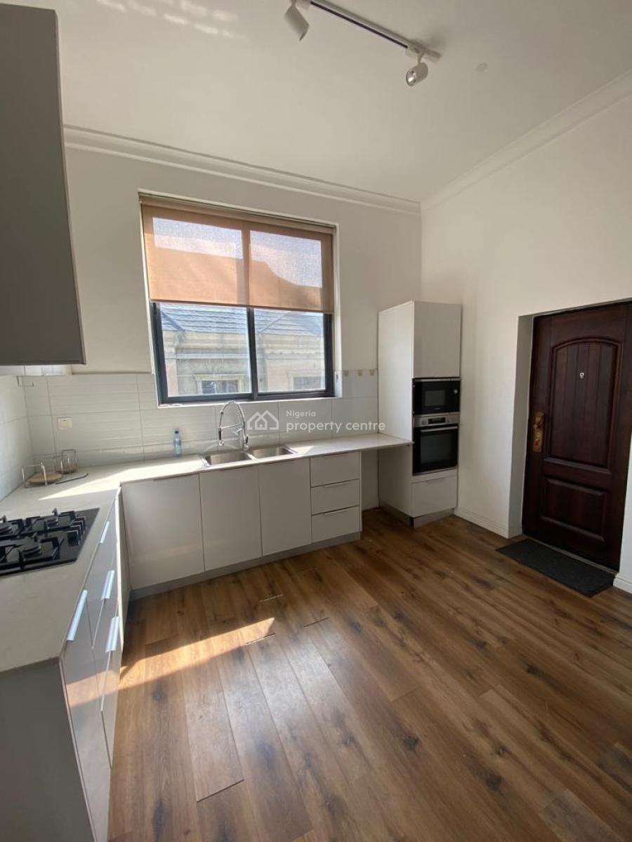 Unfurnished 2 Bedroom Apartment, Ikate, Lekki, Lagos, Flat / Apartment for Sale