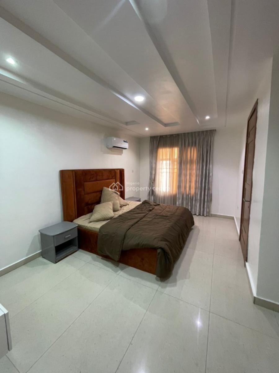 Fully Furnished 3 Bedroom Flat with a Standard Bq, Lekki Phase 1, Lekki Phase 1, Lekki, Lagos, Flat / Apartment for Rent