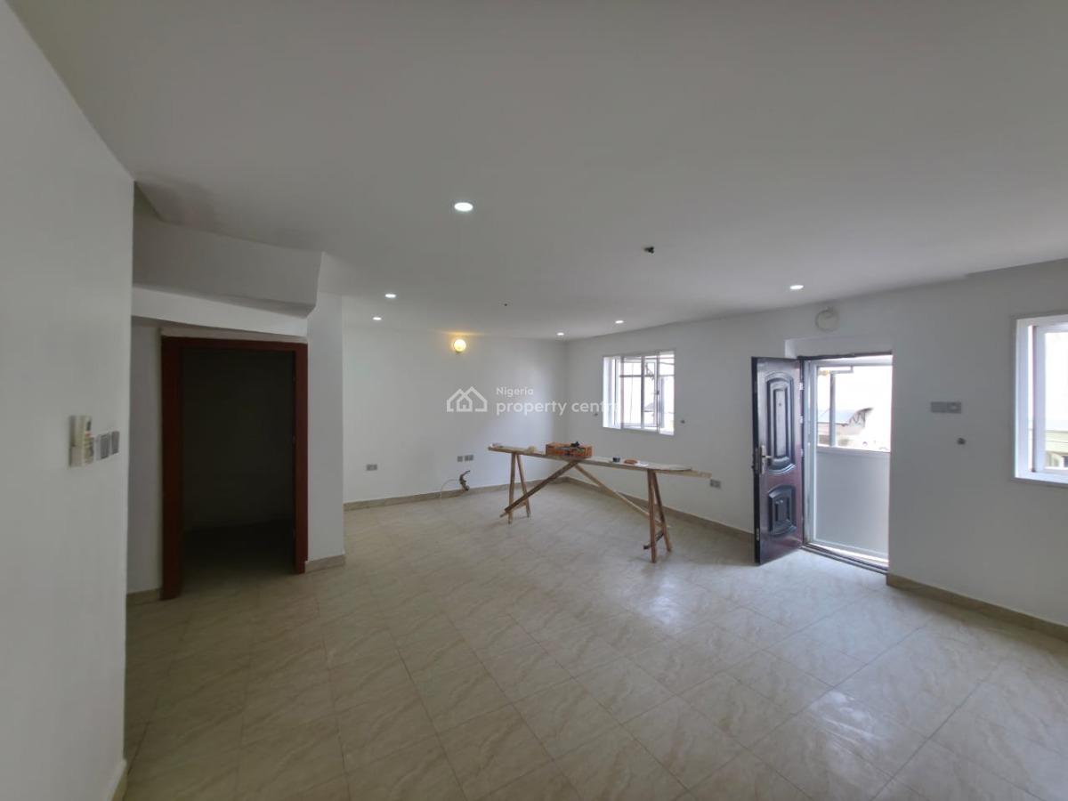 3 Bedroom Apartment (maisonette) with a Laundry Room, Brains and Hammers Estate, Galadimawa (roundabout Side), Galadimawa, Abuja, Flat / Apartment for Rent