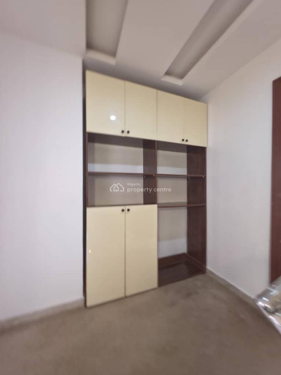 3 Bedroom Apartment (maisonette) with a Laundry Room, Brains and Hammers Estate, Galadimawa (roundabout Side), Galadimawa, Abuja, Flat / Apartment for Rent