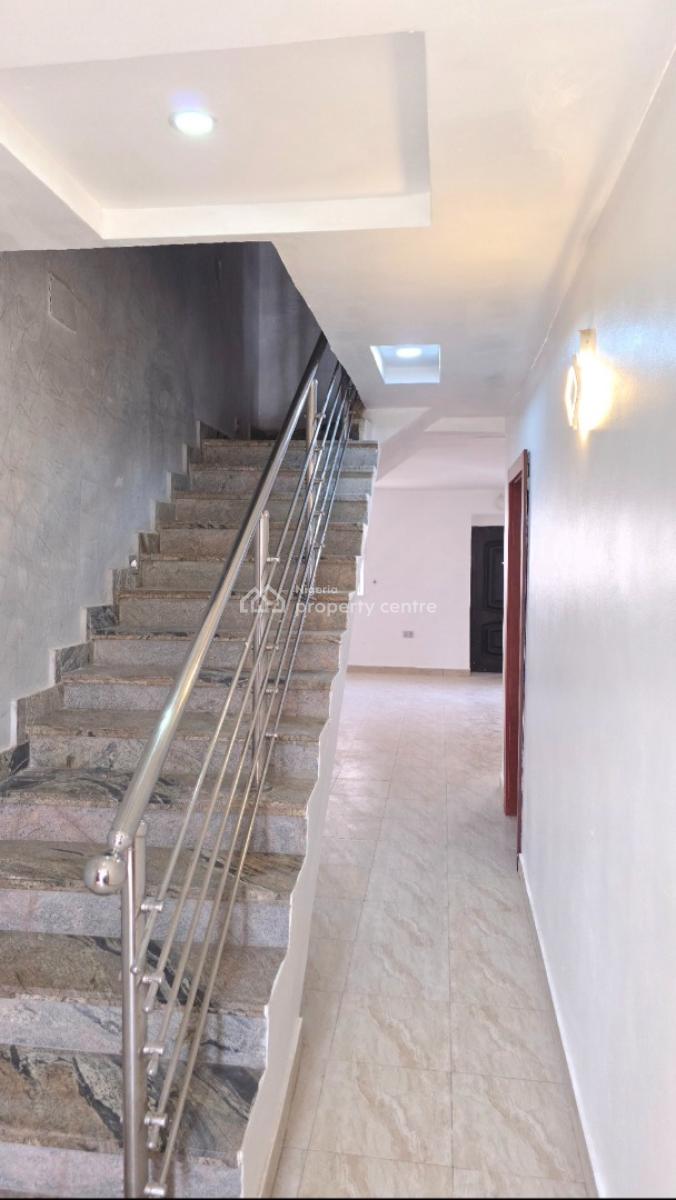 3 Bedroom Maisonette with a Laundry Room, Brains and Hammers Estate, (roundabout Side), Galadimawa, Abuja, House for Rent