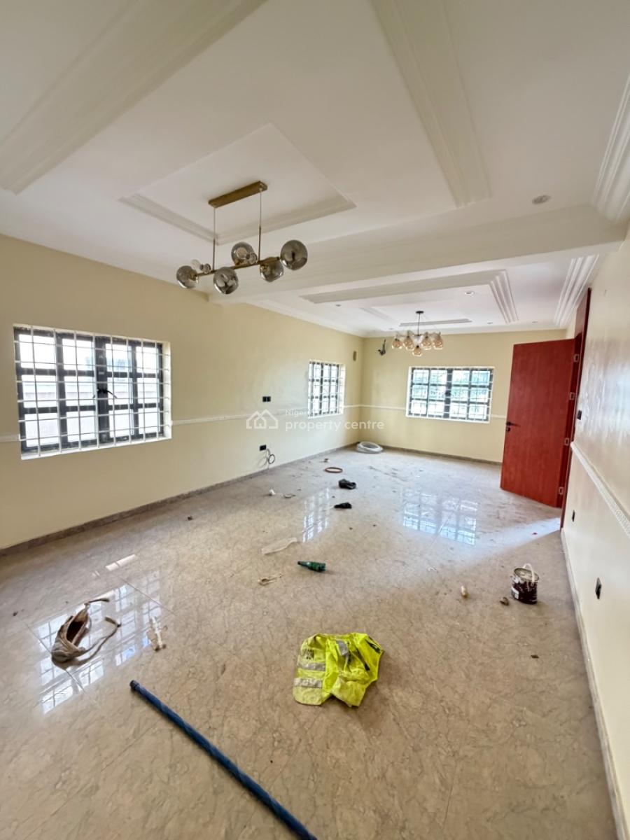 6 Bedroom Fully Detached House with Ample Space, Carlton Gate Estate Chevron, Lekki, Lagos, Detached Duplex for Sale