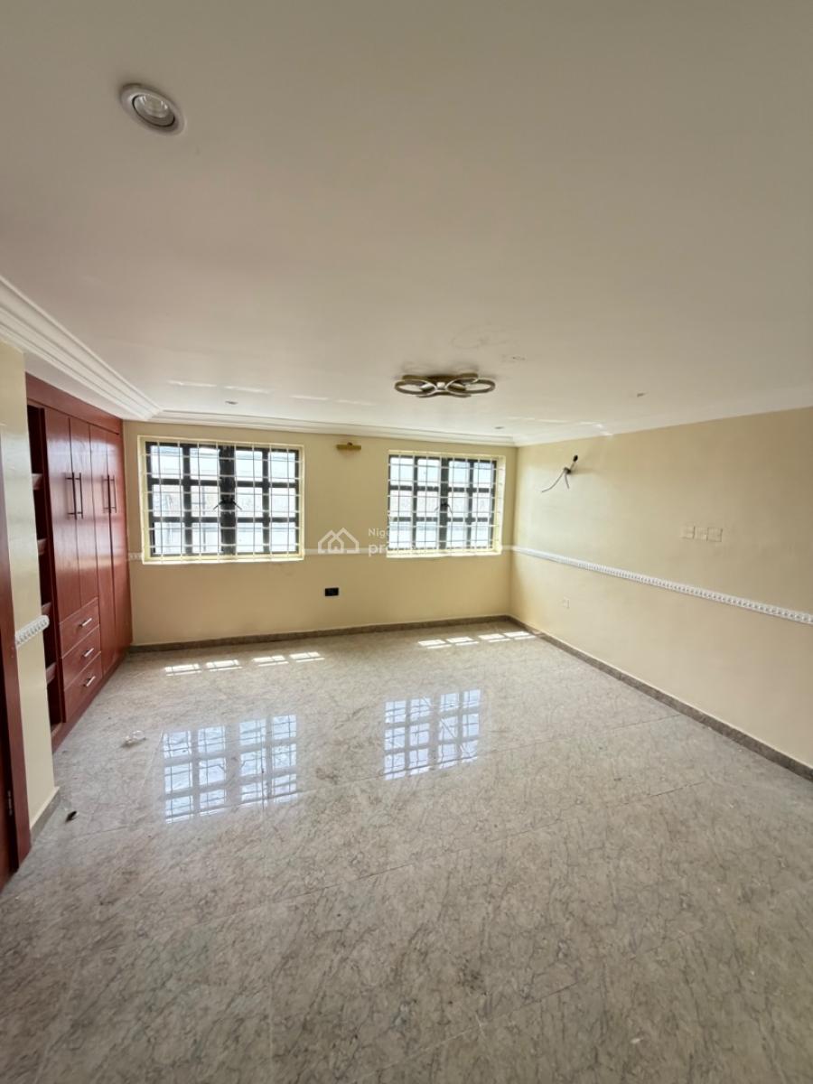 6 Bedroom Fully Detached House with Ample Space, Carlton Gate Estate Chevron, Lekki, Lagos, Detached Duplex for Sale