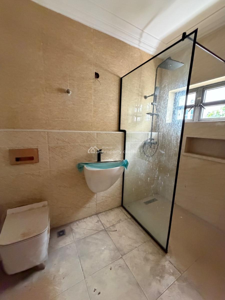6 Bedroom Fully Detached House with Ample Space, Carlton Gate Estate Chevron, Lekki, Lagos, Detached Duplex for Sale