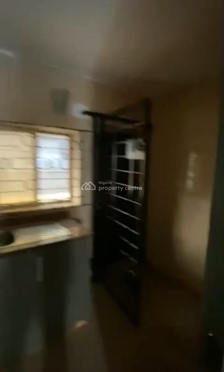 3 Bedroom Semi Detached Duplex, Two Big Rooms with Small Visitors Room, Oyadiran Estate, Karimu Ikotun, Sabo, Yaba, Lagos, Semi-detached Duplex for Rent