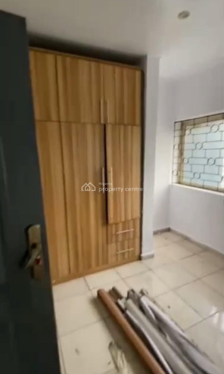 3 Bedroom Semi Detached Duplex, Two Big Rooms with Small Visitors Room, Oyadiran Estate, Karimu Ikotun, Sabo, Yaba, Lagos, Semi-detached Duplex for Rent