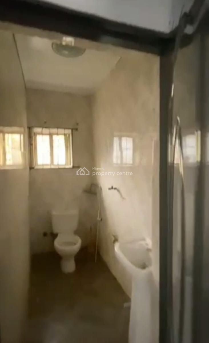 3 Bedroom Semi Detached Duplex, Two Big Rooms with Small Visitors Room, Oyadiran Estate, Karimu Ikotun, Sabo, Yaba, Lagos, Semi-detached Duplex for Rent