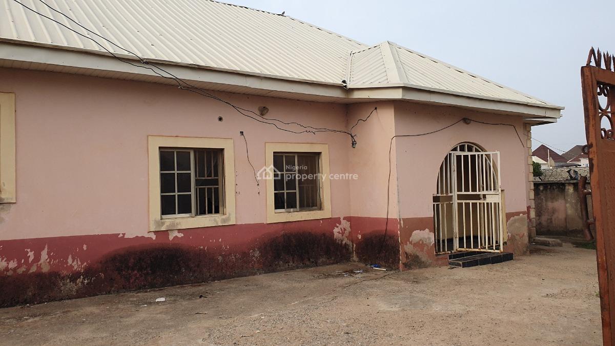 Four Units of Flat on 1000sqm, Road1 Street2 Nurses Estate, Karu, Abuja, Detached Bungalow for Sale