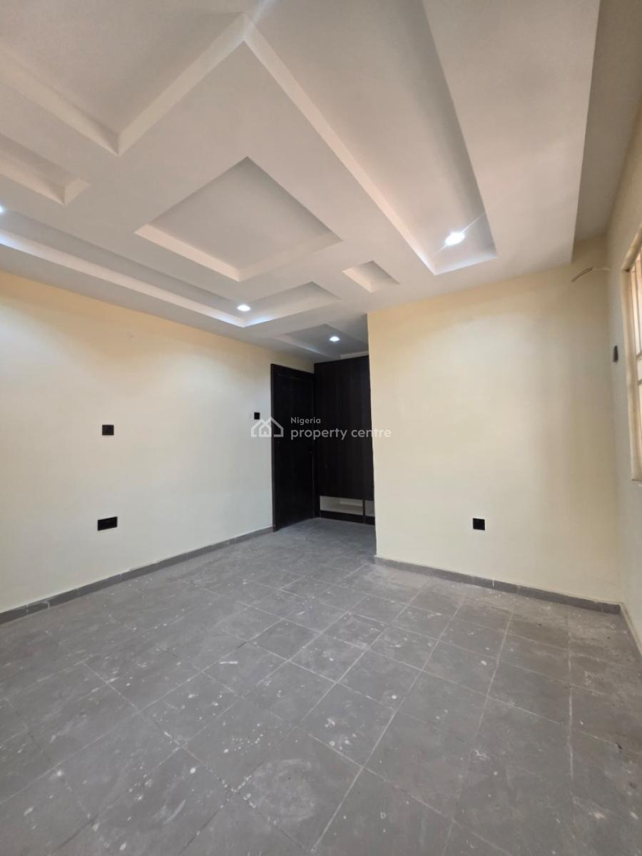 4-bedroom Semi-detached Duplex with 1 Room Domestic Staff Quarters an, By Sunnyvale Estate, Dakwo, Abuja, Semi-detached Duplex for Rent