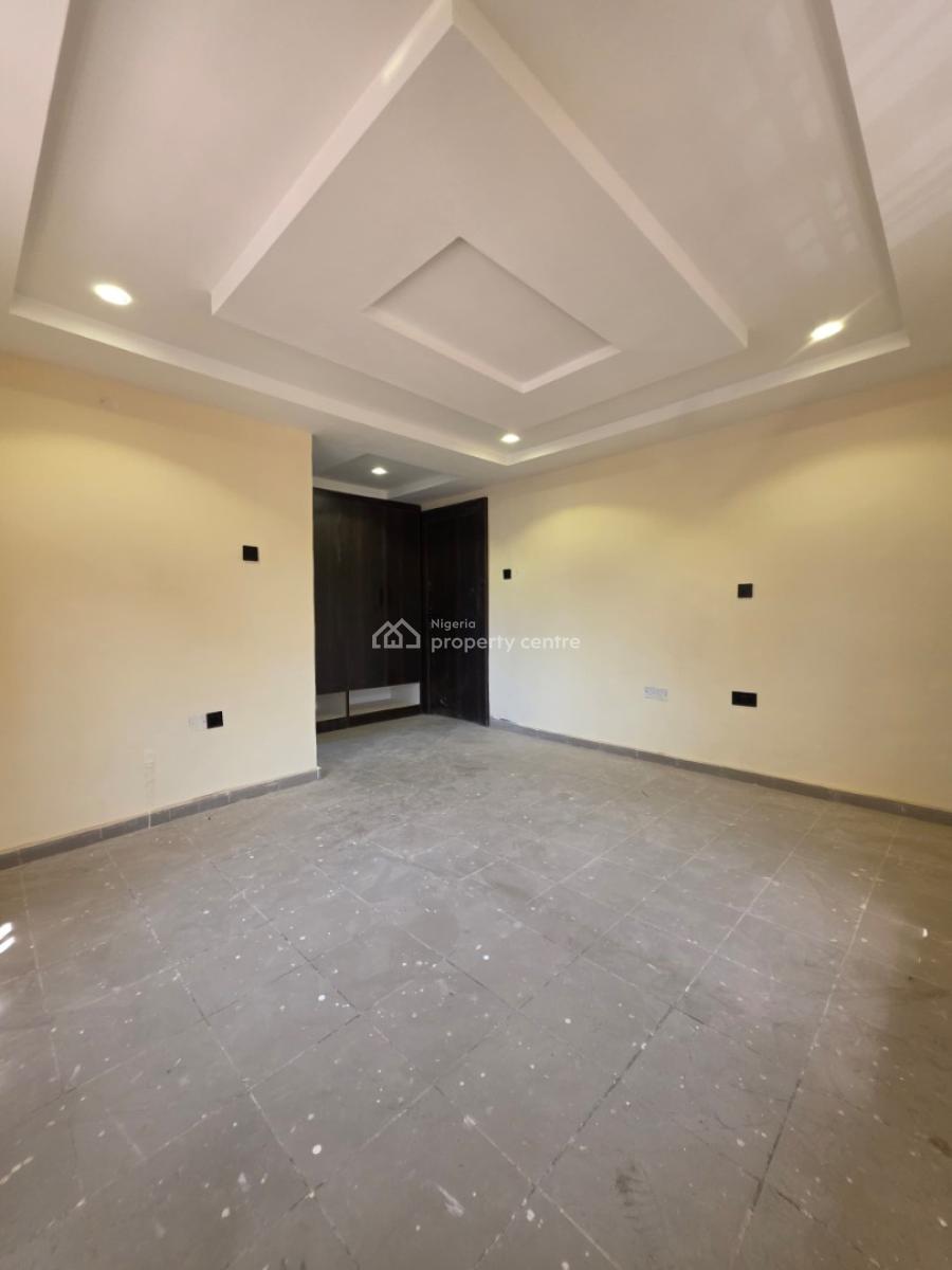 4-bedroom Semi-detached Duplex with 1 Room Domestic Staff Quarters an, By Sunnyvale Estate, Dakwo, Abuja, Semi-detached Duplex for Rent