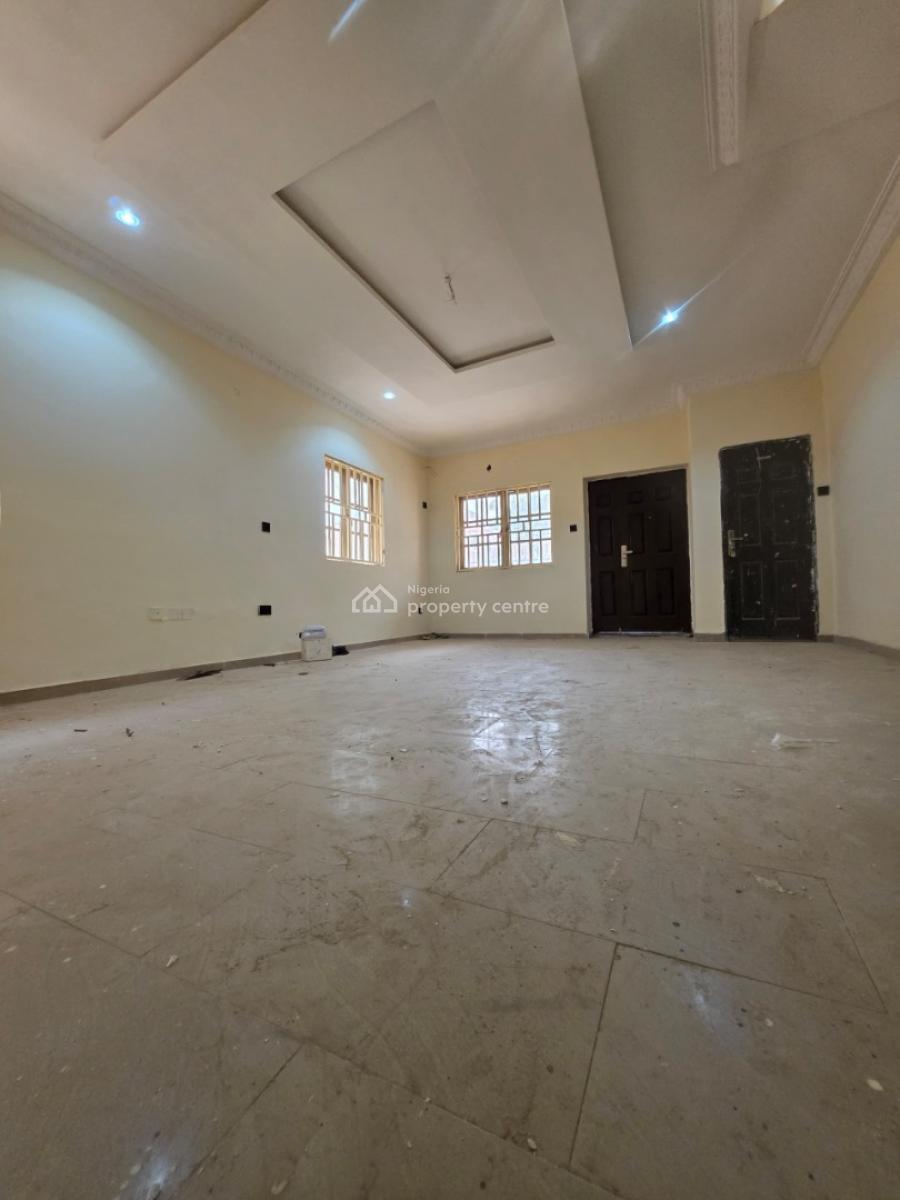 4-bedroom Semi-detached Duplex with 1 Room Domestic Staff Quarters an, By Sunnyvale Estate, Dakwo, Abuja, Semi-detached Duplex for Rent