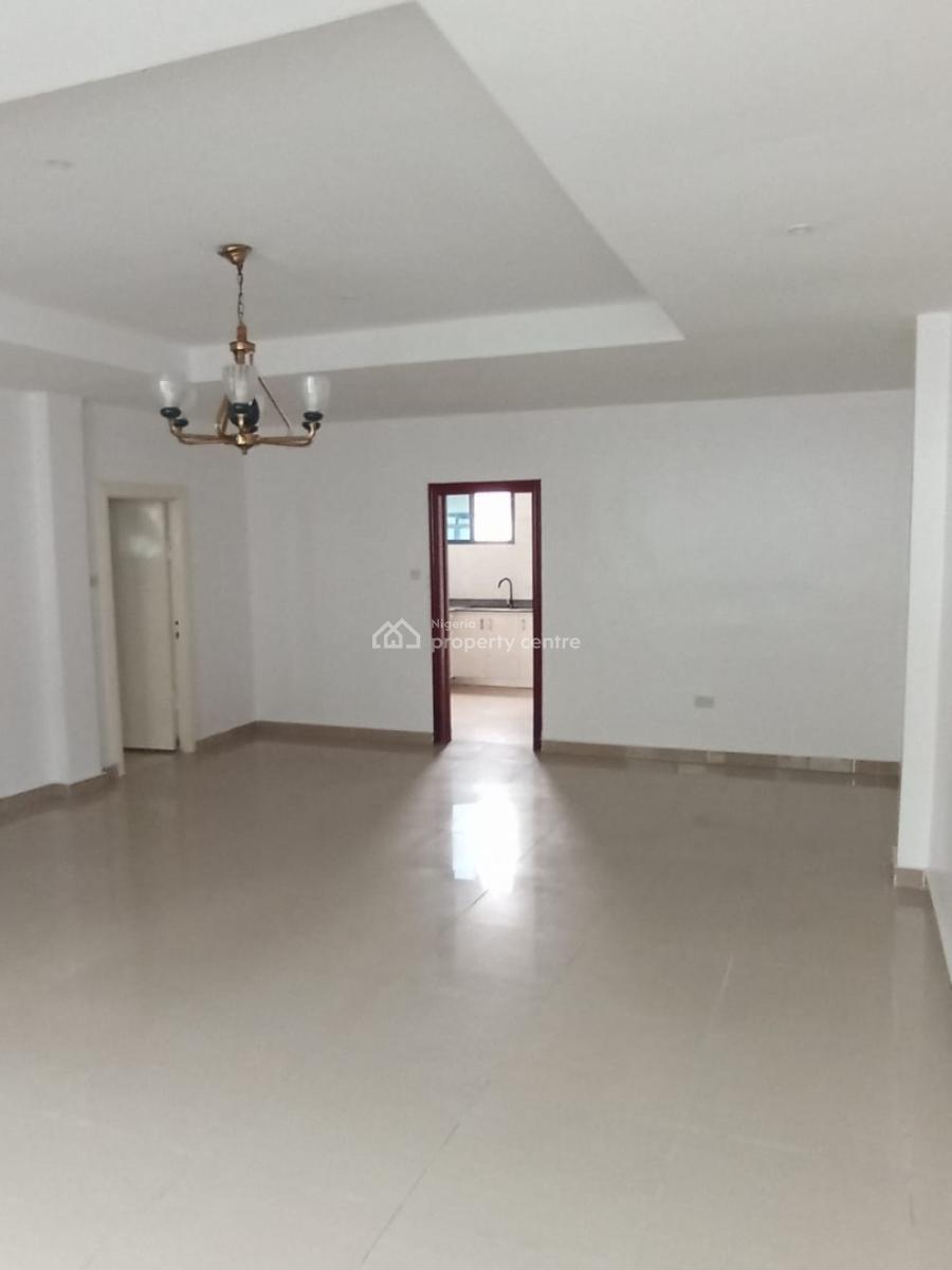 Elegant Spacious 3 Bedroom Apartment  with Bq in a Secure Estate, Lekki Phase 1, Lekki, Lagos, Flat / Apartment for Sale