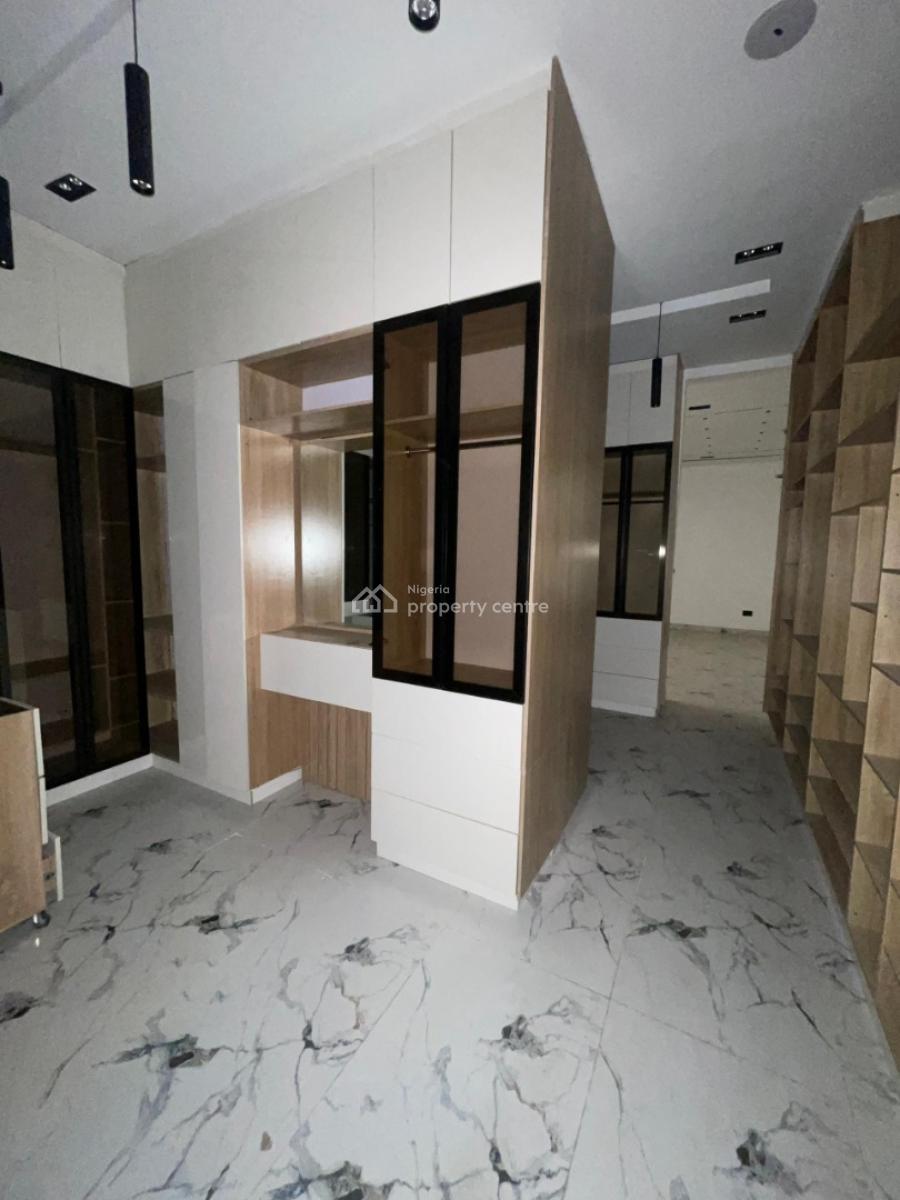6 Bedroom Fully Detached Duplex with  Swimming Pool & 2 Bq, Osapa, Lekki, Lagos, Detached Duplex for Sale