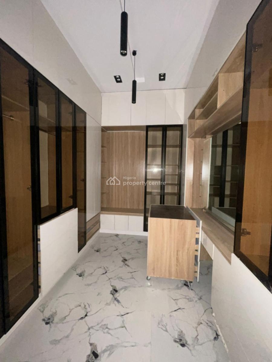 6 Bedroom Fully Detached Duplex with  Swimming Pool & 2 Bq, Osapa, Lekki, Lagos, Detached Duplex for Sale