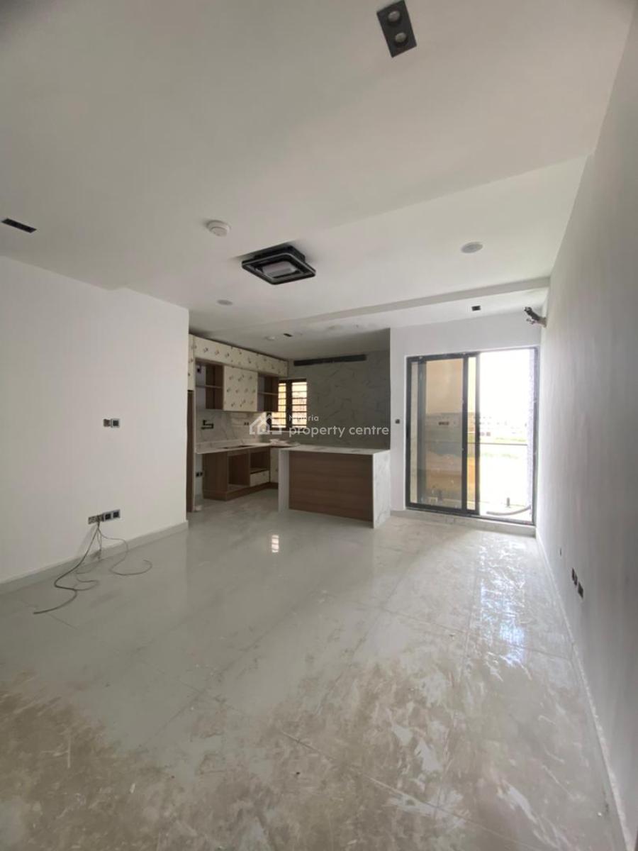 1 Bedroom Apartment with Solar Inverter System., Freedom Way, Lekki, Lagos, Flat / Apartment for Sale