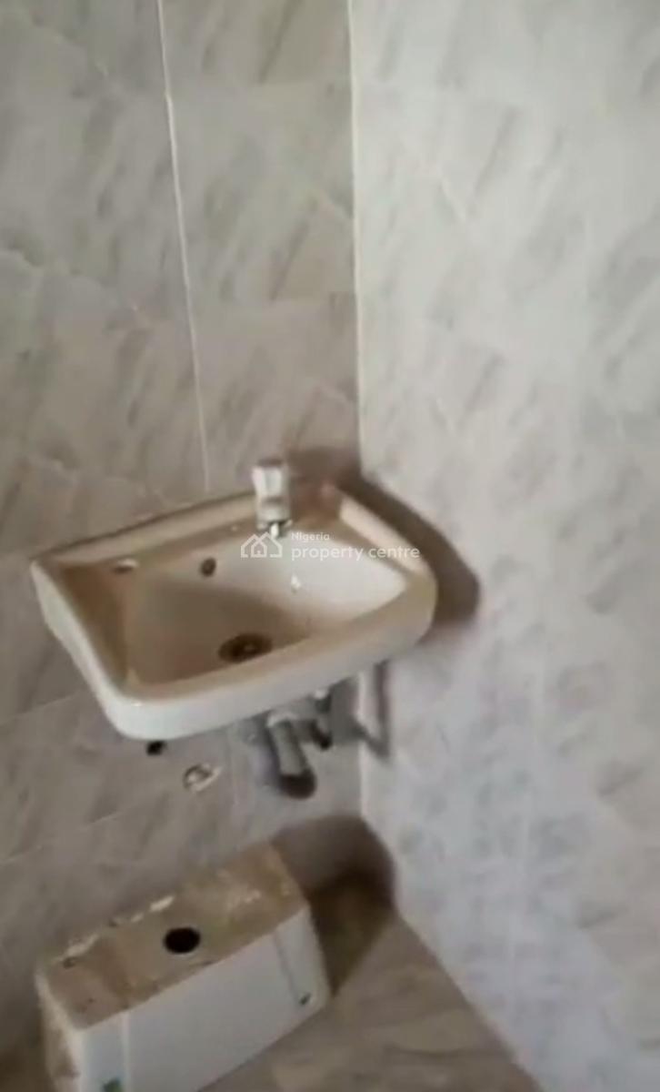 Brand New Spacious Three Bedroom Apartment, Egbeda, Alimosho, Lagos, Flat / Apartment for Rent