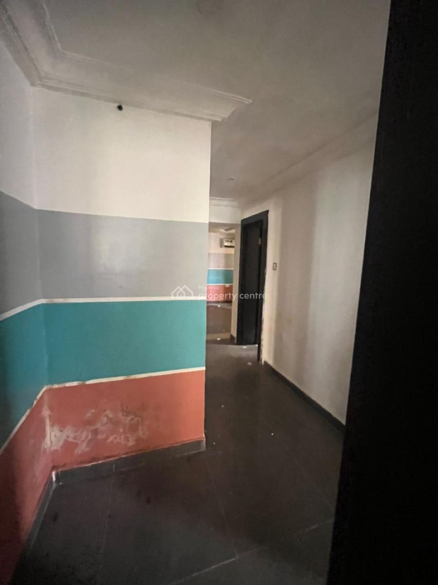 Standard 2bedroom Apartment Serviced with Ac, Wuse 2, Abuja, Flat / Apartment for Rent