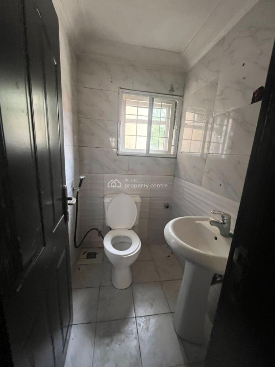 Standard 2bedroom Apartment Serviced with Ac, Wuse 2, Abuja, Flat / Apartment for Rent