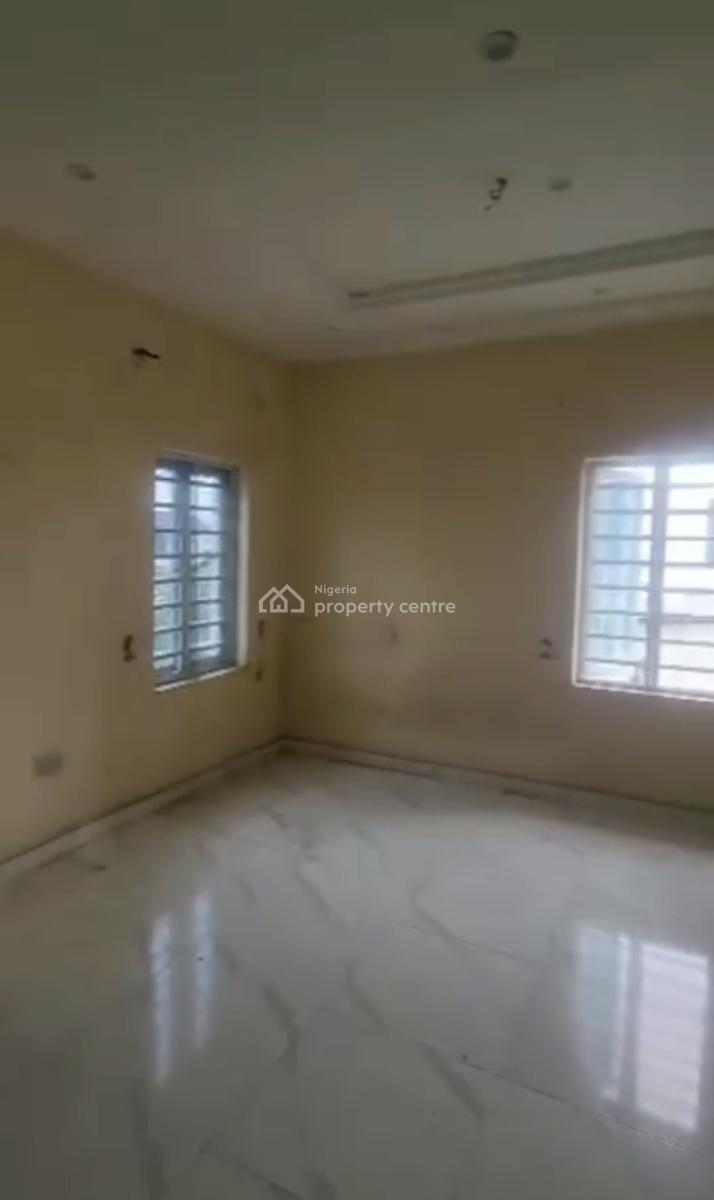 a Relatively New Pent Floor 3 Bedroom Apartment, Off, Adeniran Ogunsanya, Surulere, Lagos, Flat / Apartment for Rent