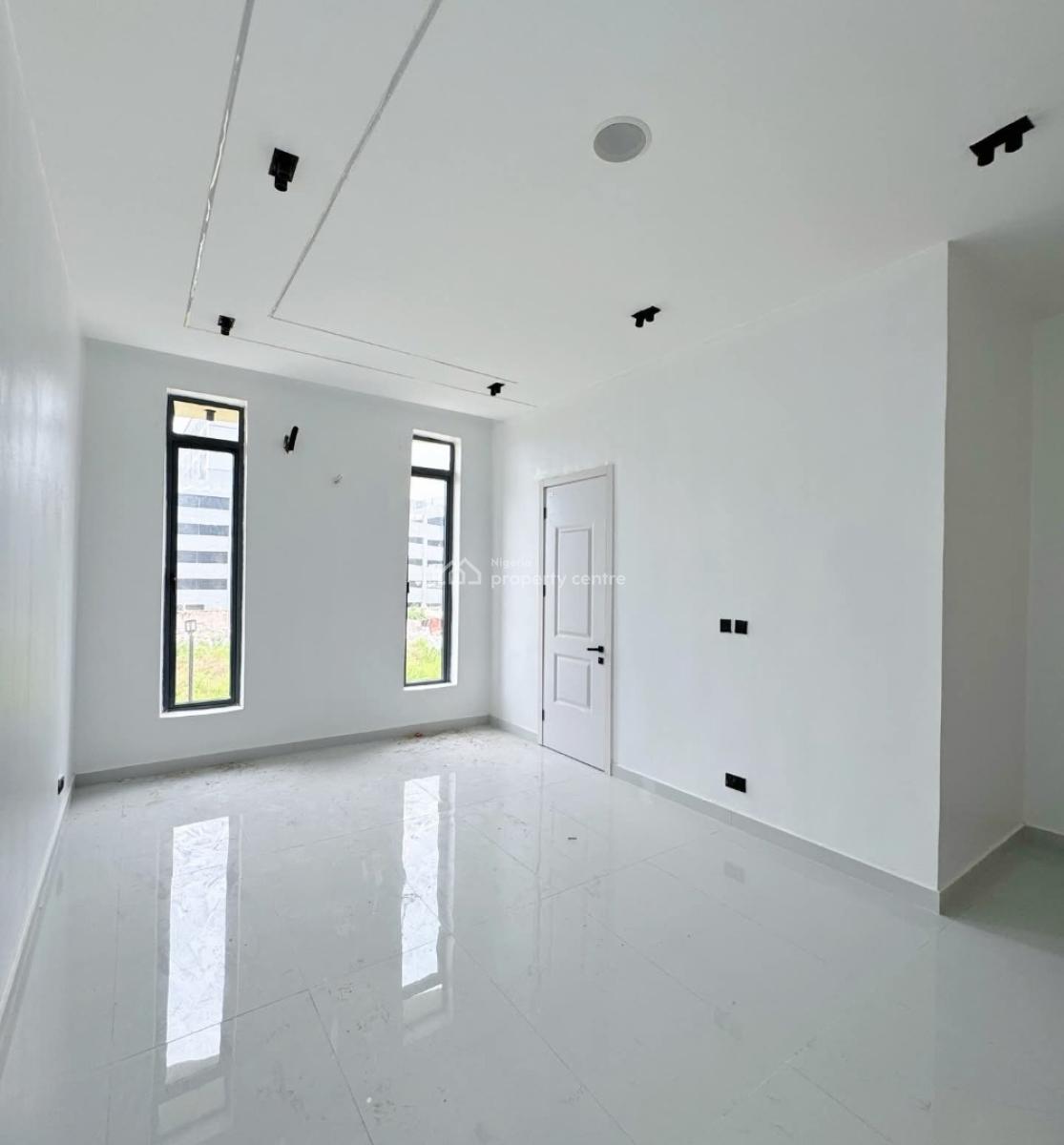 4 Bedroom Self Compound Terrace Duplex, Lekki Phase 1, Lekki, Lagos, Terraced Duplex for Sale