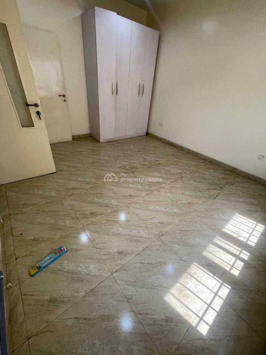 3 Bedroom with Bq and Swimming Pool, By Marua Right Handside, Lekki Phase 1, Lekki, Lagos, Flat / Apartment for Rent