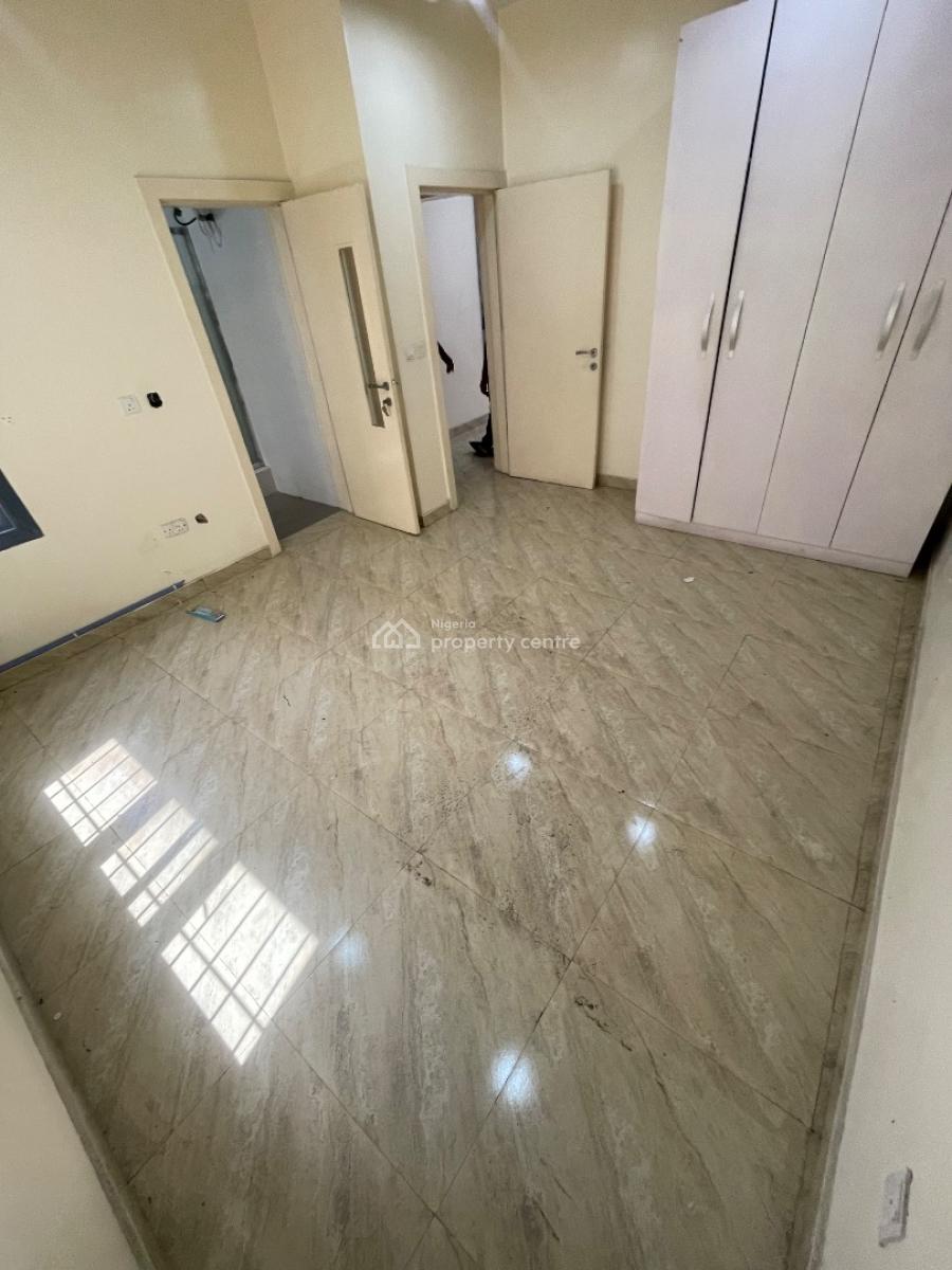 3 Bedroom with Bq and Swimming Pool, By Marua Right Handside, Lekki Phase 1, Lekki, Lagos, Flat / Apartment for Rent