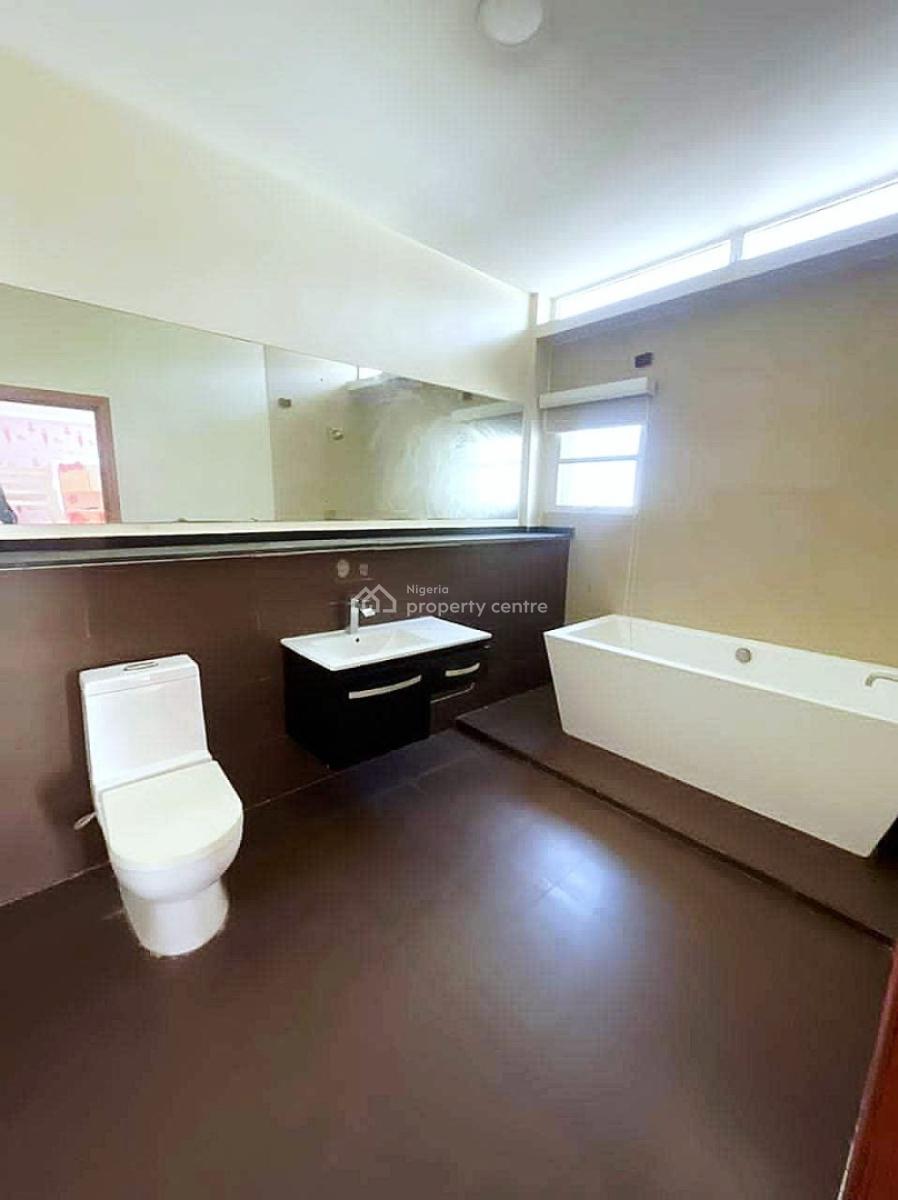 Well Maintained 4 Bedroom Townhouse, Oniru, Victoria Island (vi), Lagos, Terraced Duplex for Sale