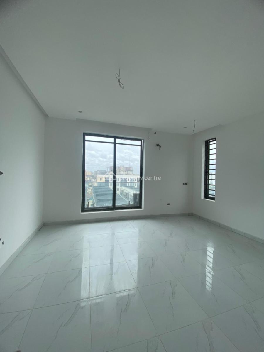 2 Bedrooms Apartment, Freedom Way, Lekki, Lagos, Flat / Apartment for Sale