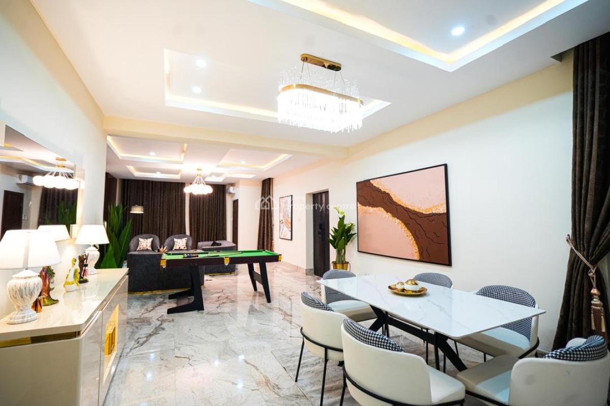 Spacious 2 Bedroom Apartment with Top Notch Amenities Available, Lekki Phase 1, Lekki, Lagos, Flat / Apartment Short Let