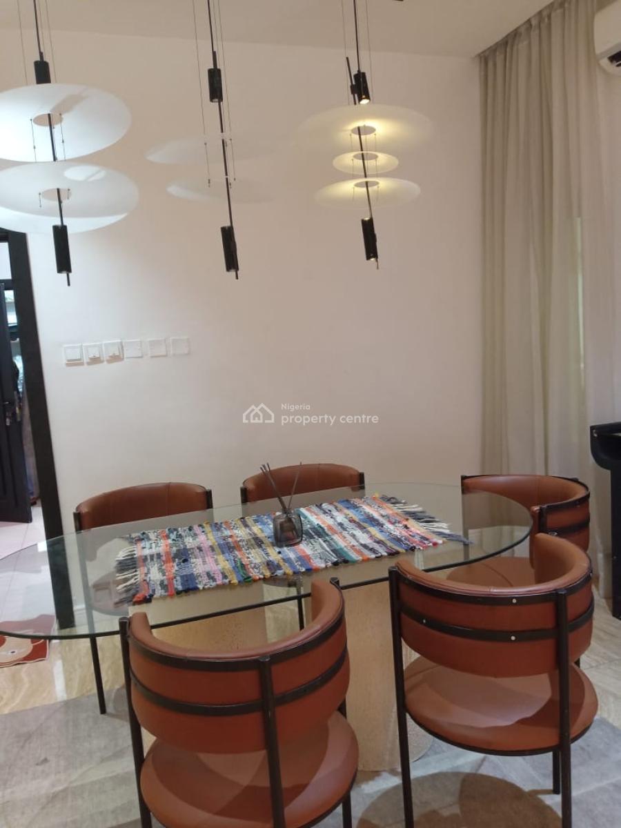 Spacious 2 Bedroom Apartment with Top Notch Amenities Available, Lekki Phase 1, Lekki, Lagos, Flat / Apartment Short Let