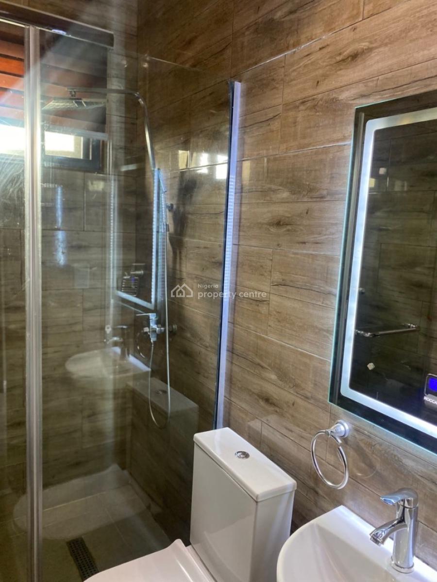 Luxe 2 Bedroom with Ps5 Console, Swimming Pool & Gym, Lekki Phase 1, Lekki, Lagos, Flat / Apartment Short Let