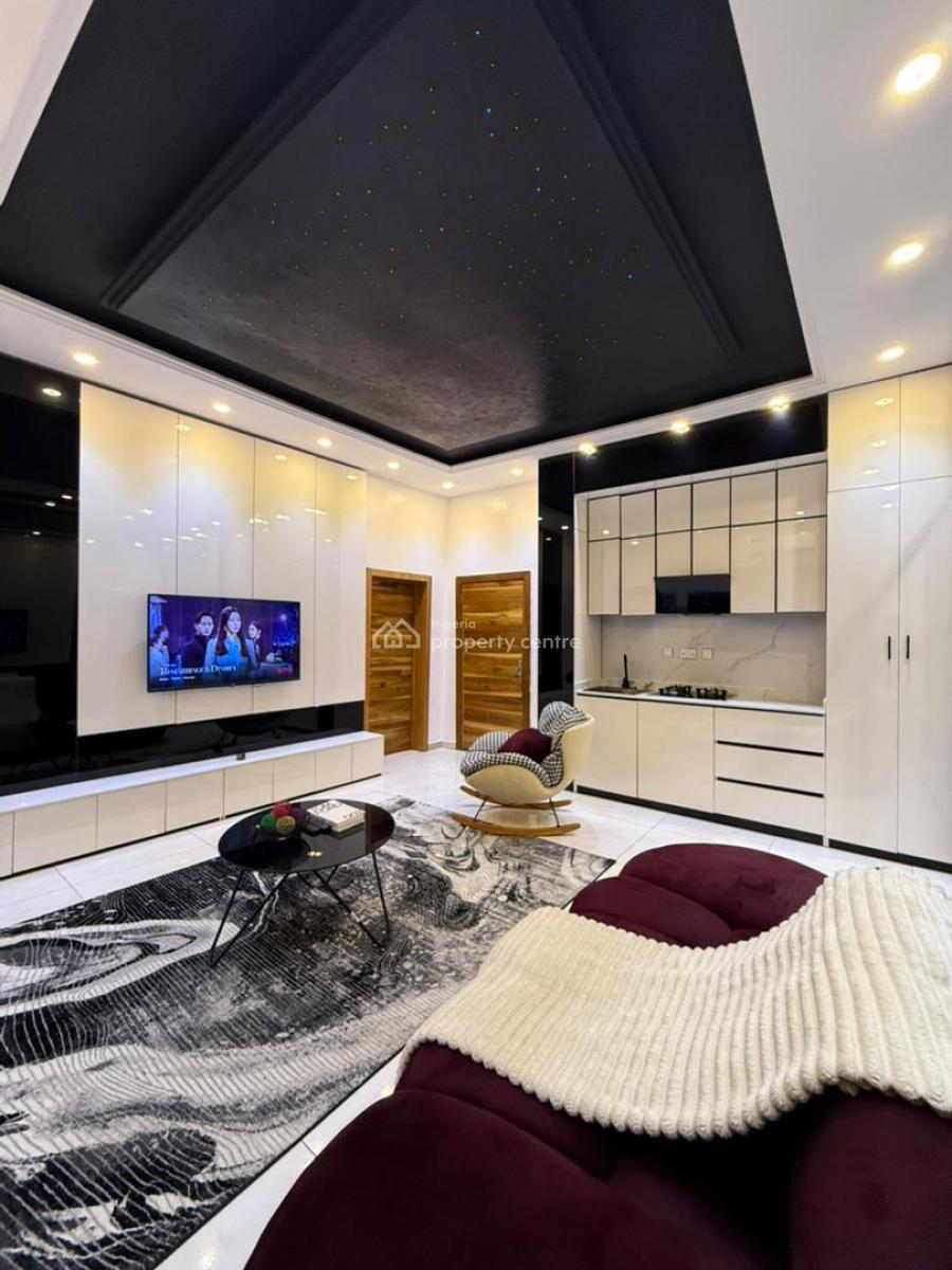 Luxe 2 Bedroom with Ps5 Console, Swimming Pool & Gym, Lekki Phase 1, Lekki, Lagos, Flat / Apartment Short Let